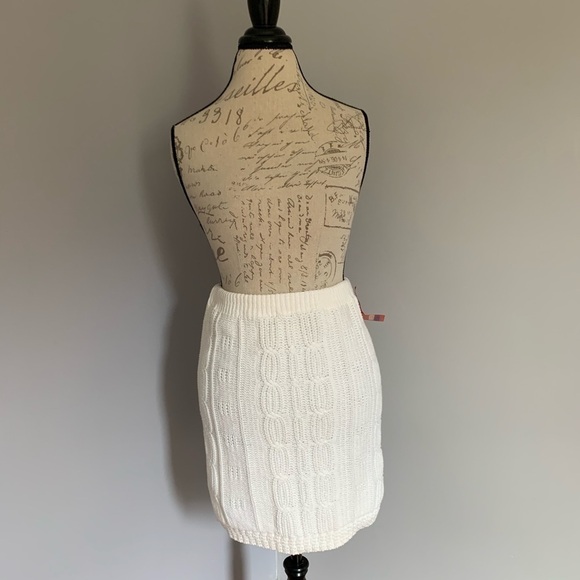 FLYER FLYING SPORTSWEAR INC. Cable Knit Skirt - Picture 1 of 8